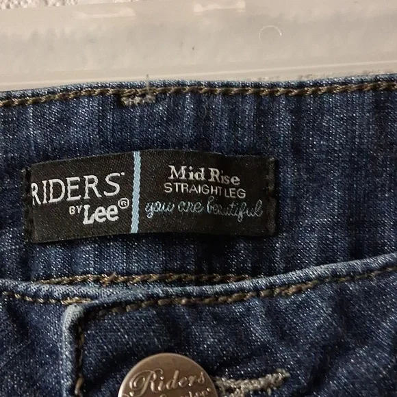 Riders by Lee Mid Rise Straight Leg Blue Jeans,  Ladies Size 14M - Picture 4 of 5